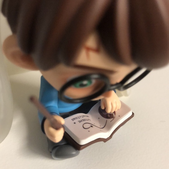 Pop Mart Harry Potter and the Prisoner of Azkaban Harry Potter mini figure - Picture 2 of 3